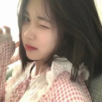抬头看看夜晚的星星